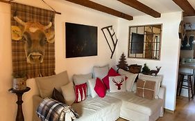 Cozy Apartment In The Heart Of The Alps